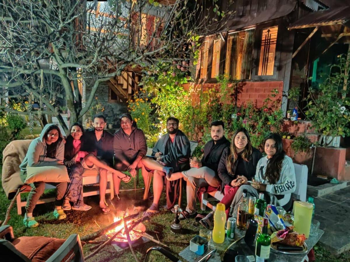 Ishan Log Huts-A Boutique Home Stay Banjār Exterior foto